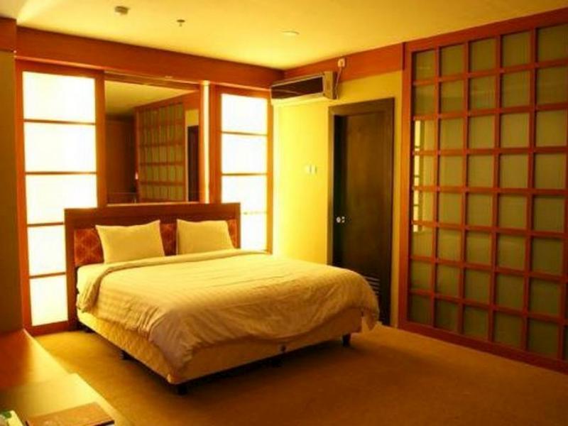 Collection O 29 Twin Tower Hotel Surabaya Exterior foto